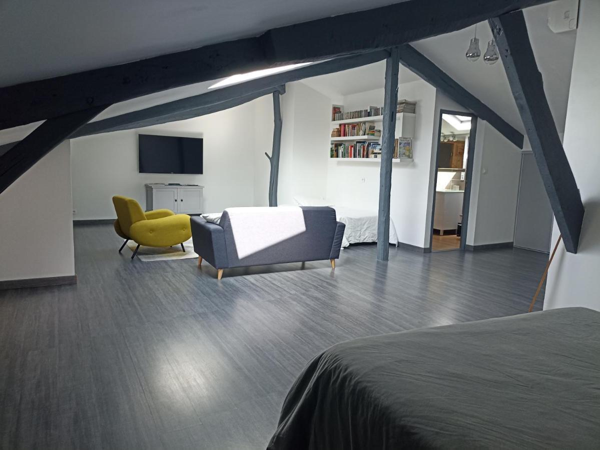 Le Coustalou Hotell Livinhac-le-Haut Eksteriør bilde